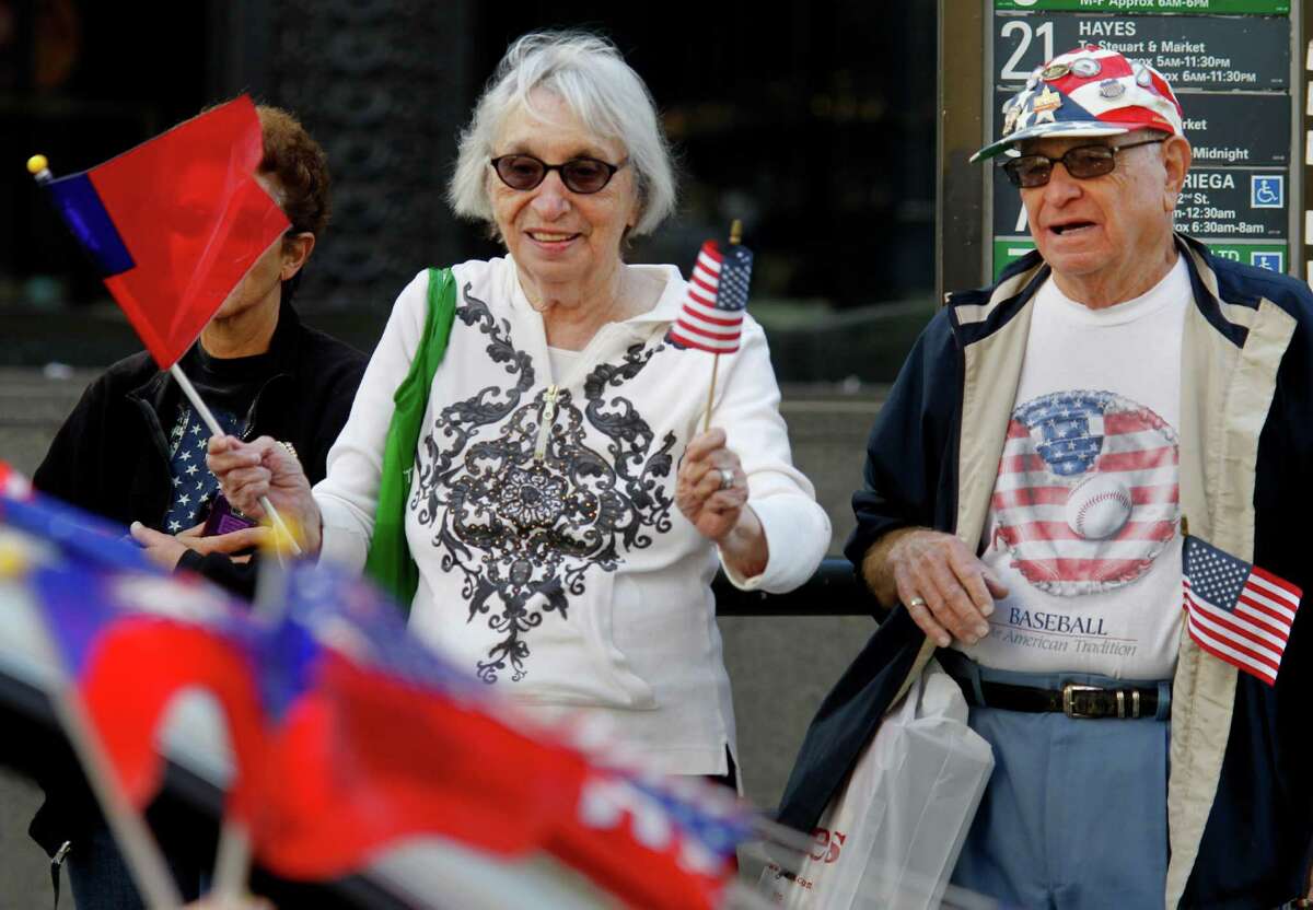 Crowd at S.F. Veteran's Day parade small but moved