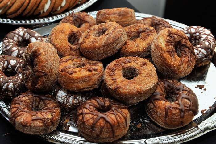 Stamford's new So Fresh Doughnut Co. makes mini donuts