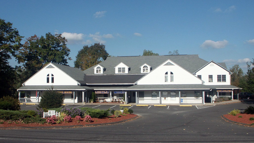 Southbury shopping center sale sparks enthusiasm for less-traveled ...