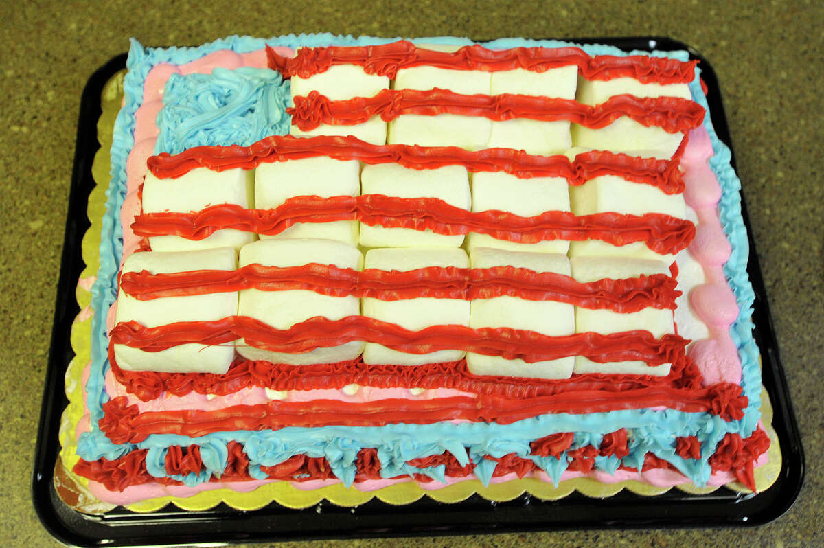 Mississippi bakery plans to bake world-record setting 50-foot American flag  cake - Magnolia State Live | Magnolia State Live