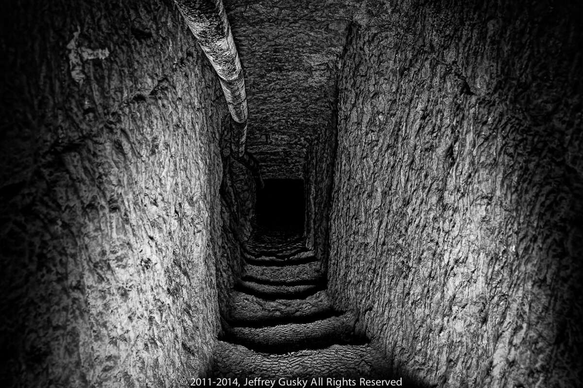 Photographer unearths 'lost' underground cities of World War I