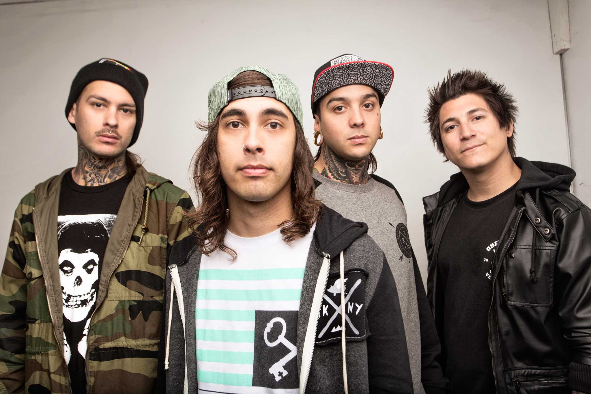 Pierce the veil