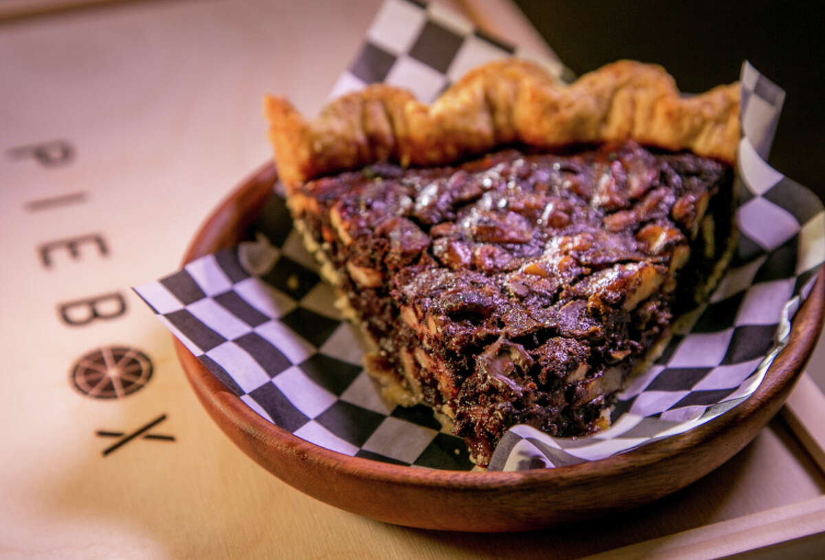 Noble Folk in Healdsburg Local boys, local pies (and ice cream)