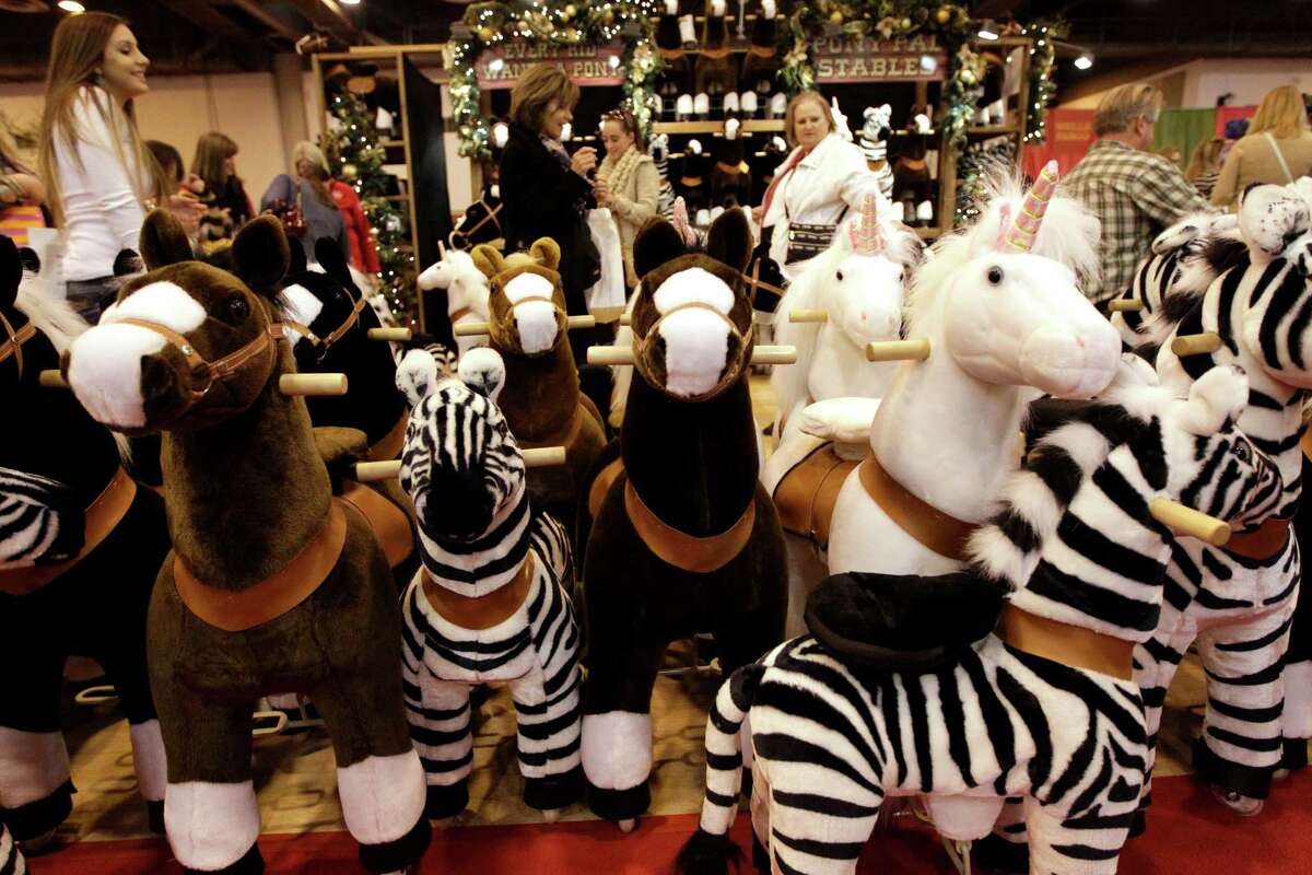 Shoppers get early start at Nutcracker Market