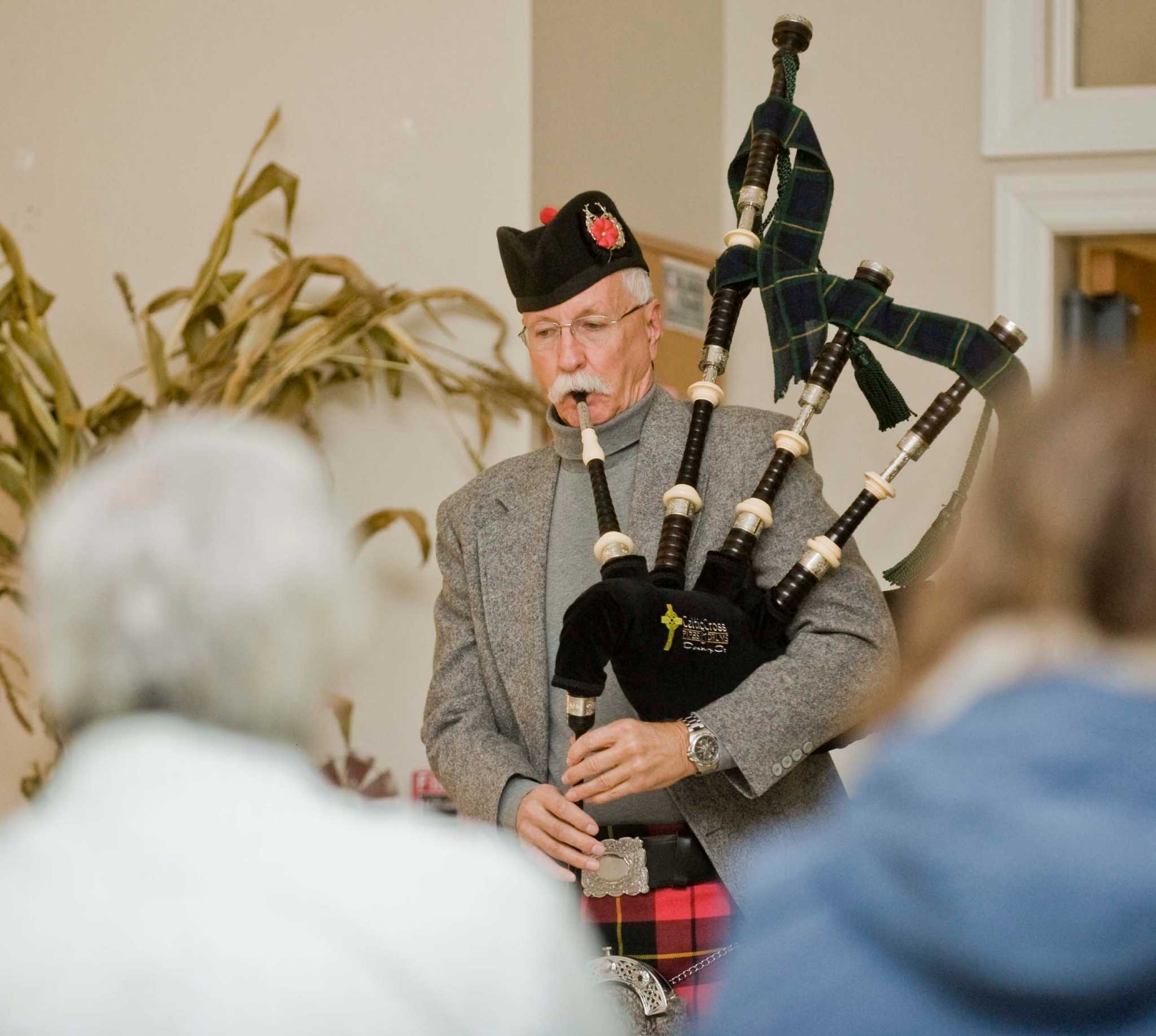 Fundraiser generates about 1,300 for New Milford's Loaves & Fishes