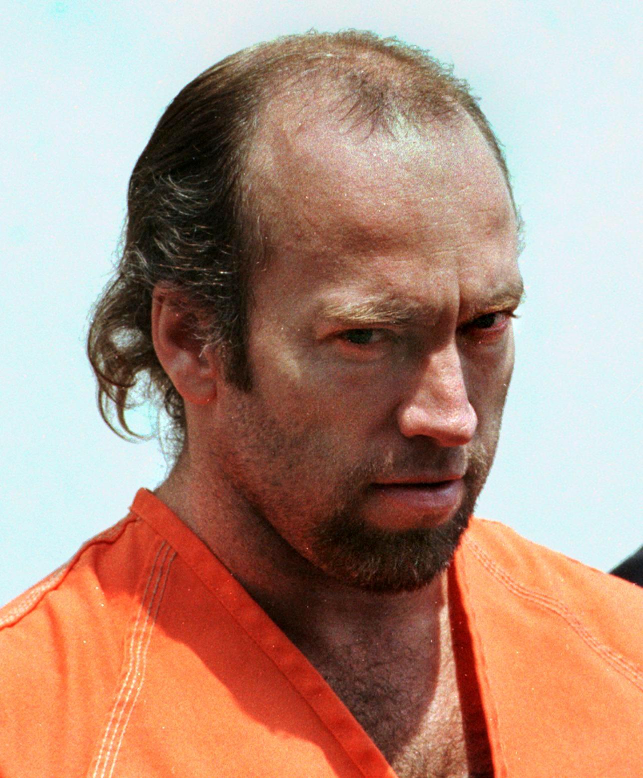 20 years ago, serial killer Gary Evans jumped from Menands Bridge