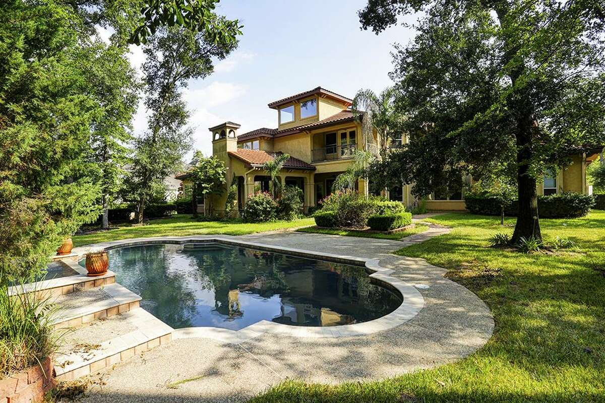 1,696,300 Woodlands home in foreclosure