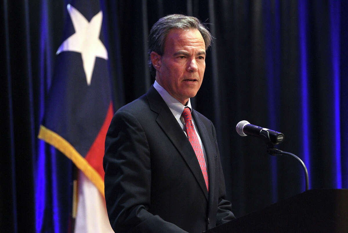 Texas House Speaker Joe Straus has done an impressive job leading the House, and he deserves renomination for another term in District 121. Straus is a major asset for Bexar County and the state of Texas.