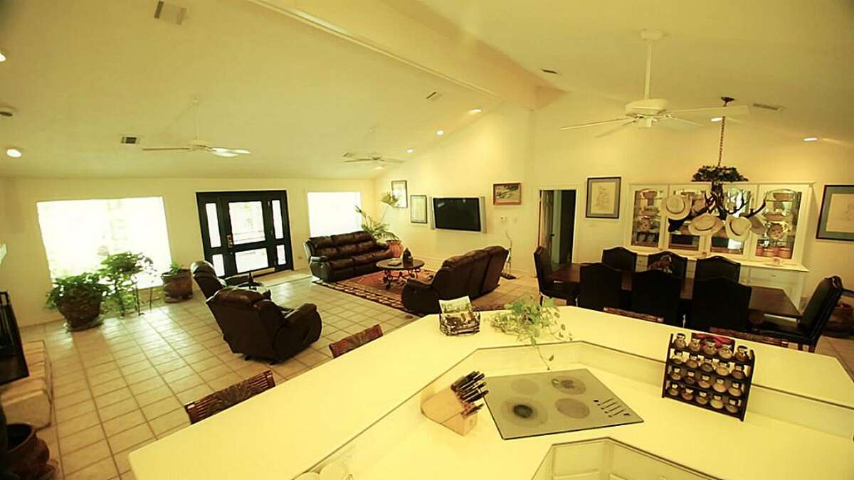 See inside this horse ranch for sale