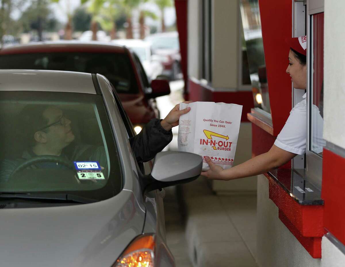 Customers line up for In-N-Out Burger's opening in San Antonio