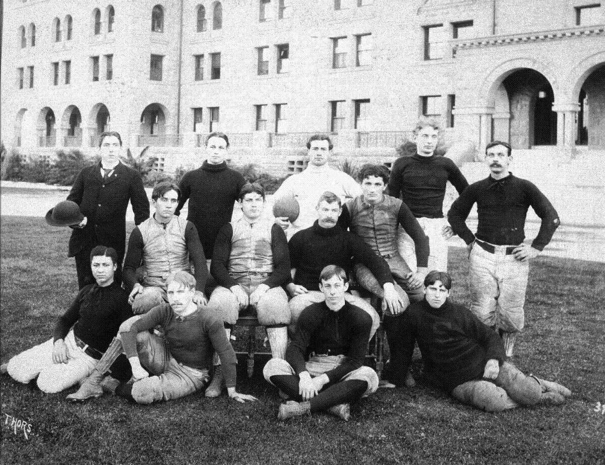 Aaron Rodgers makes hefty donation to UC Berkeley football