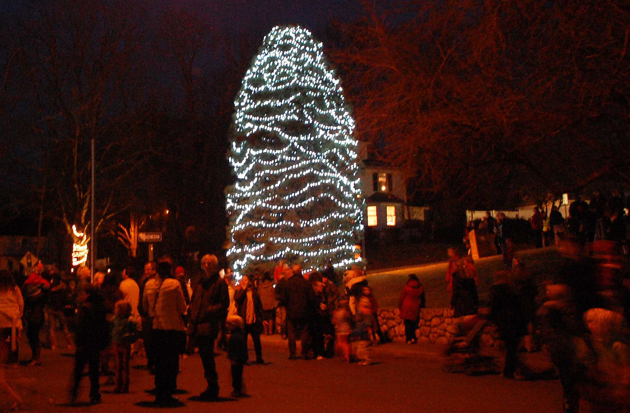 Tree lighting Dec. 3 to kick off holidays in downtown Westport