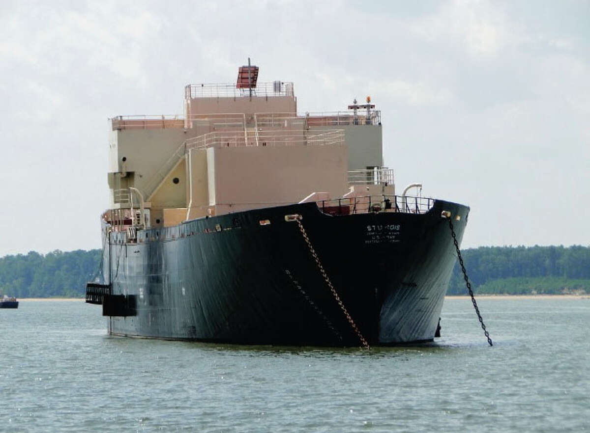 A World War II-era Liberty ship converted to a barge-mounted nuclear reactor will be towed from Virginia to Galveston to be scrapped.﻿