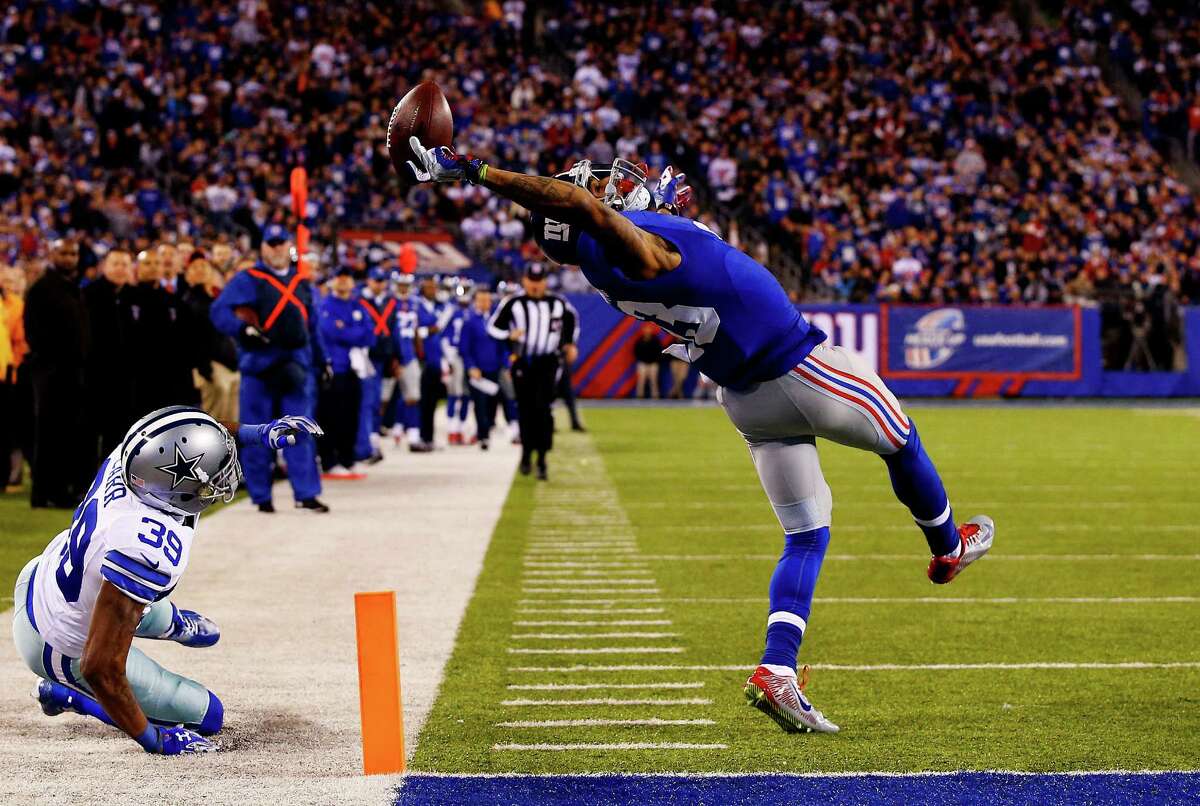 NY Giants beat Dallas Cowboys, 33-31, on last-second field goal 