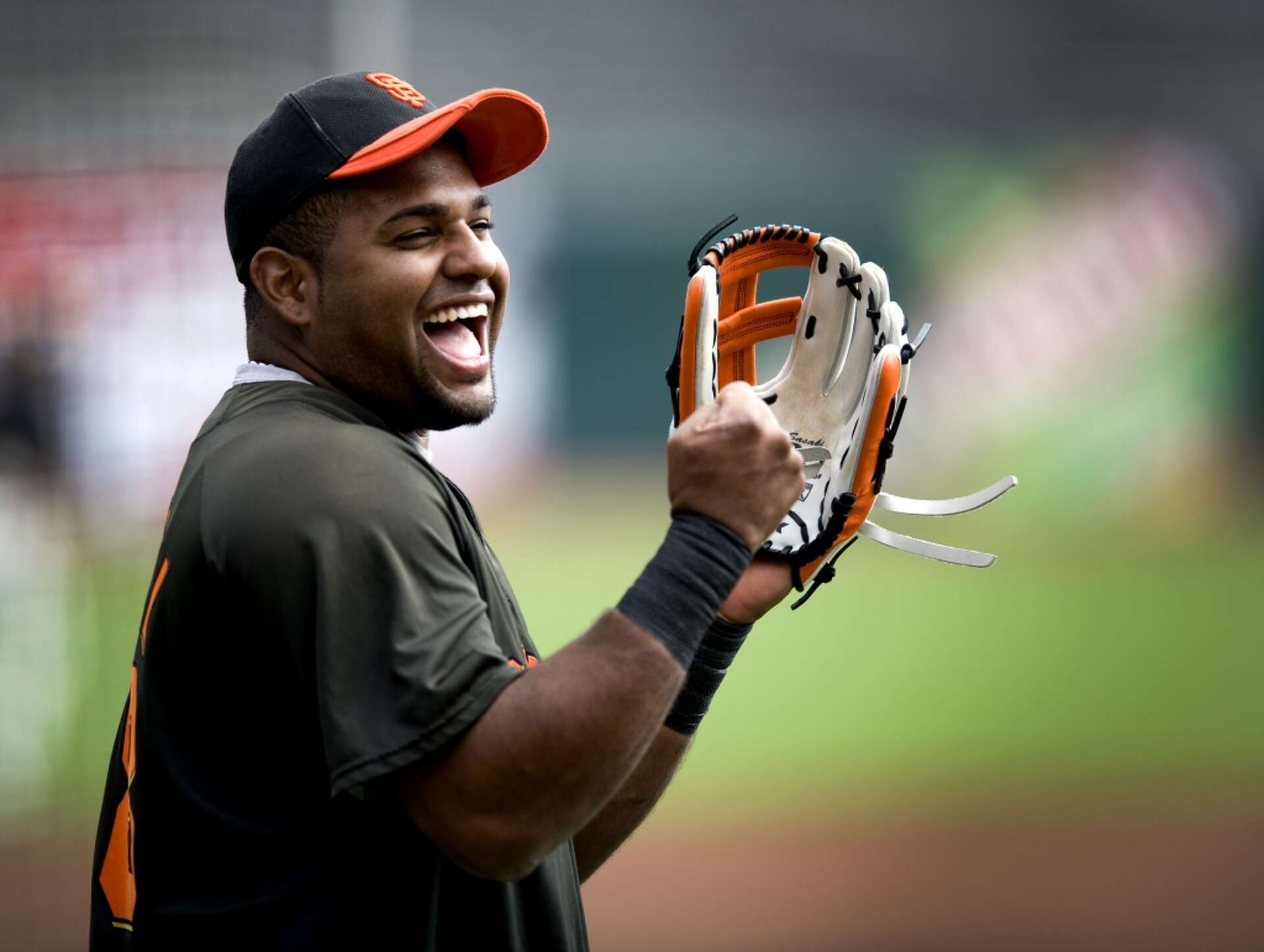 Former Giant Pablo Sandoval&rsquo;s belt can&rsquo;t take the stress