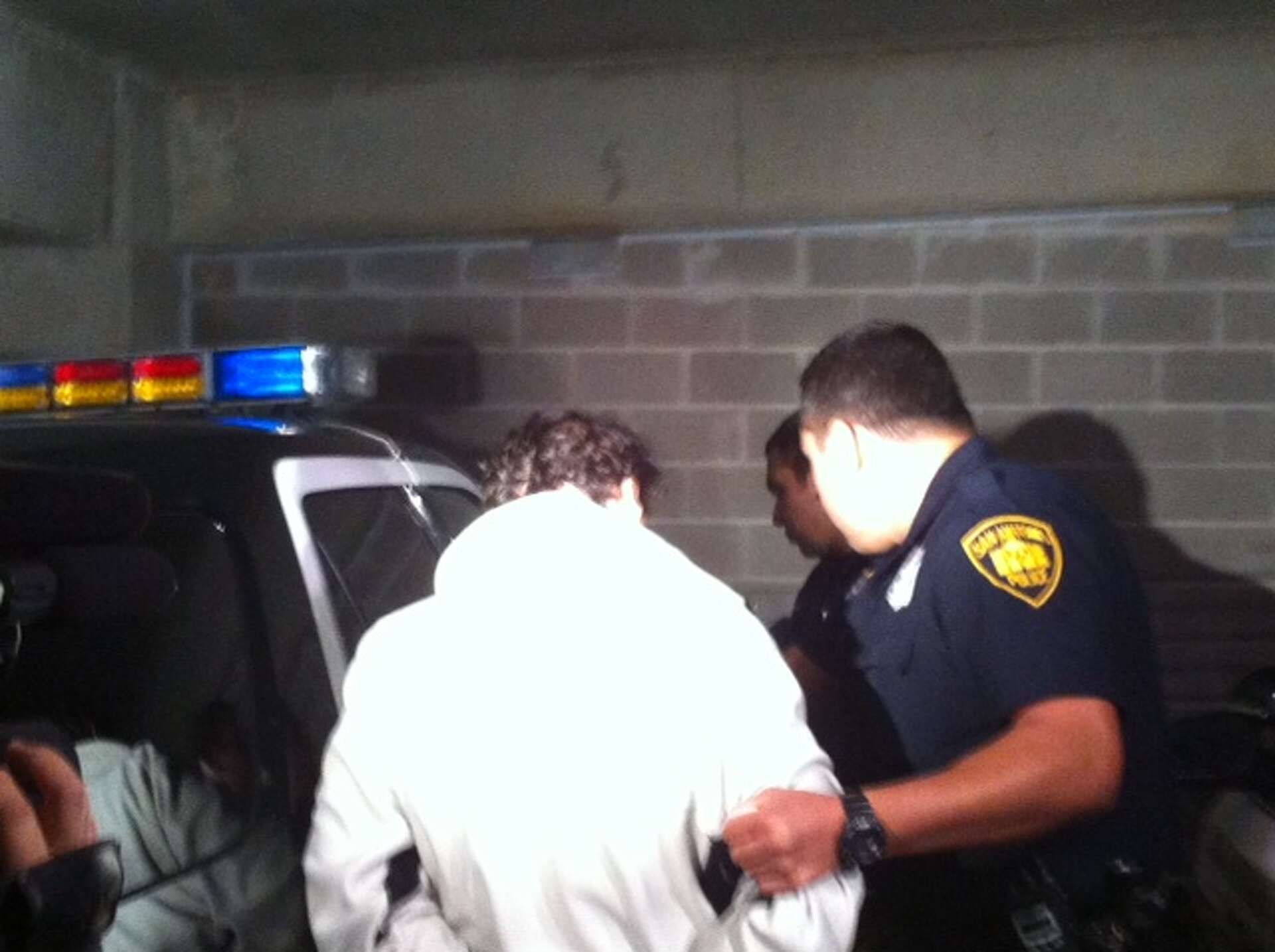 San Antonio police arrest man accused of shooting bar patron in head