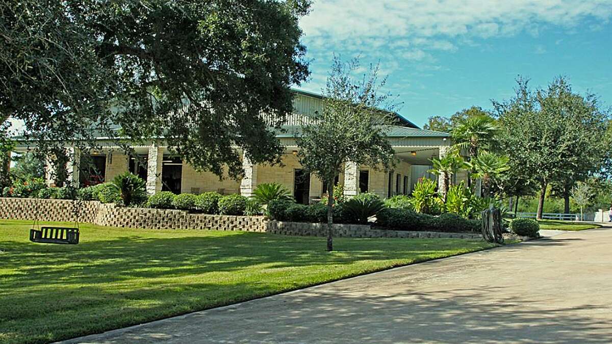 Dive in to this lakeside Texassized pool
