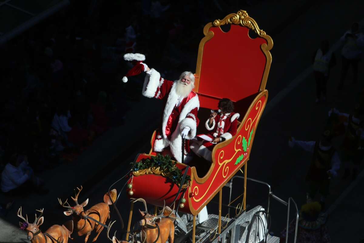 Houston parade draws thousands