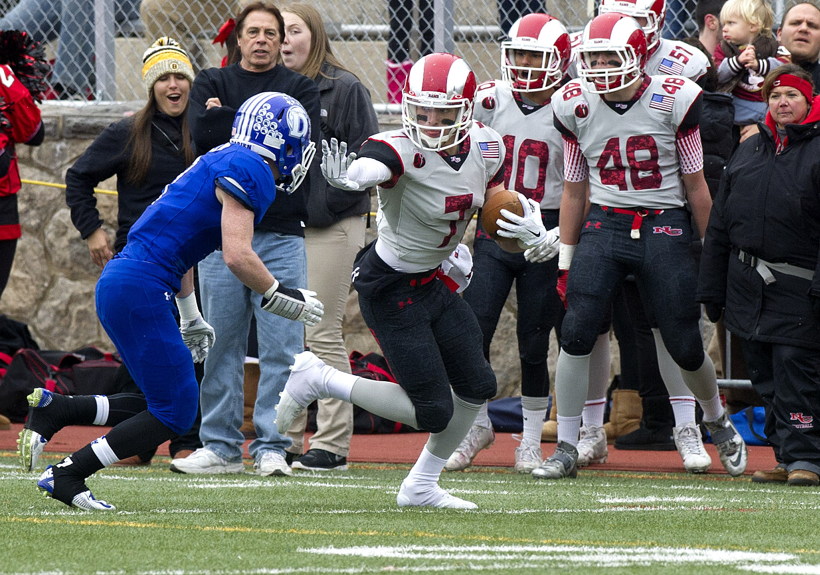 New Canaan vs. Darien