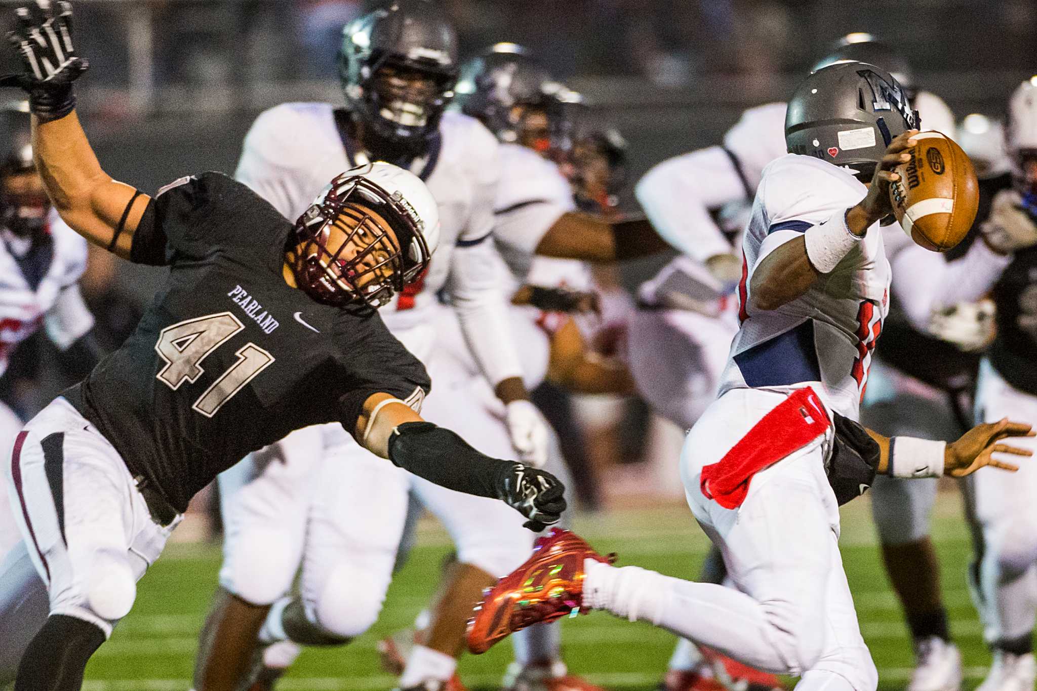 High School Football Playoff Games To WatchHigh School Football Playoff ...