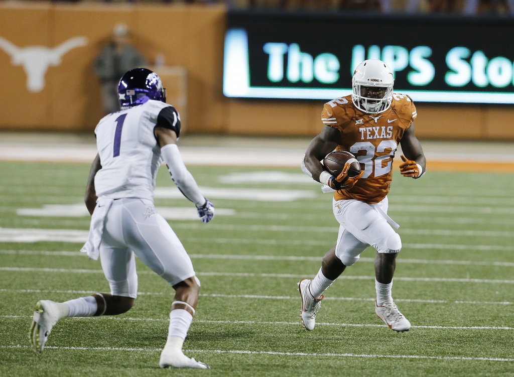 Texas, TCU game moved from Thanksgiving, scheduled for Black Friday