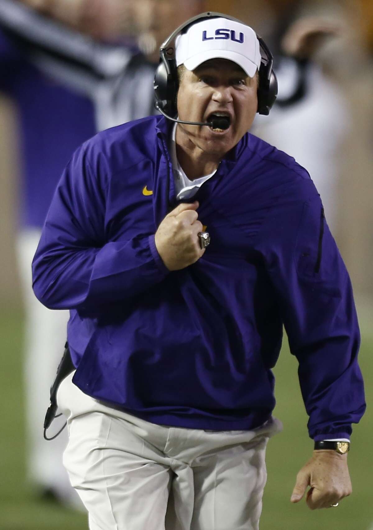 LSU head coach Les Miles argues a call during the first quarter of an NCAA college football game against Texas A&M at Kyle Field Thursday, Nov. 27, 2014, in College Station. ( Brett Coomer / Houston Chronicle )