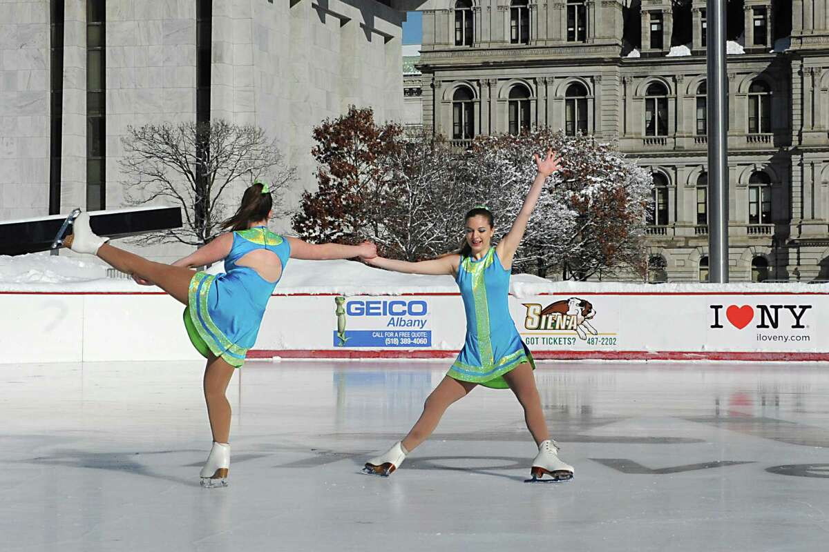 Five things you should know about synchronized skating