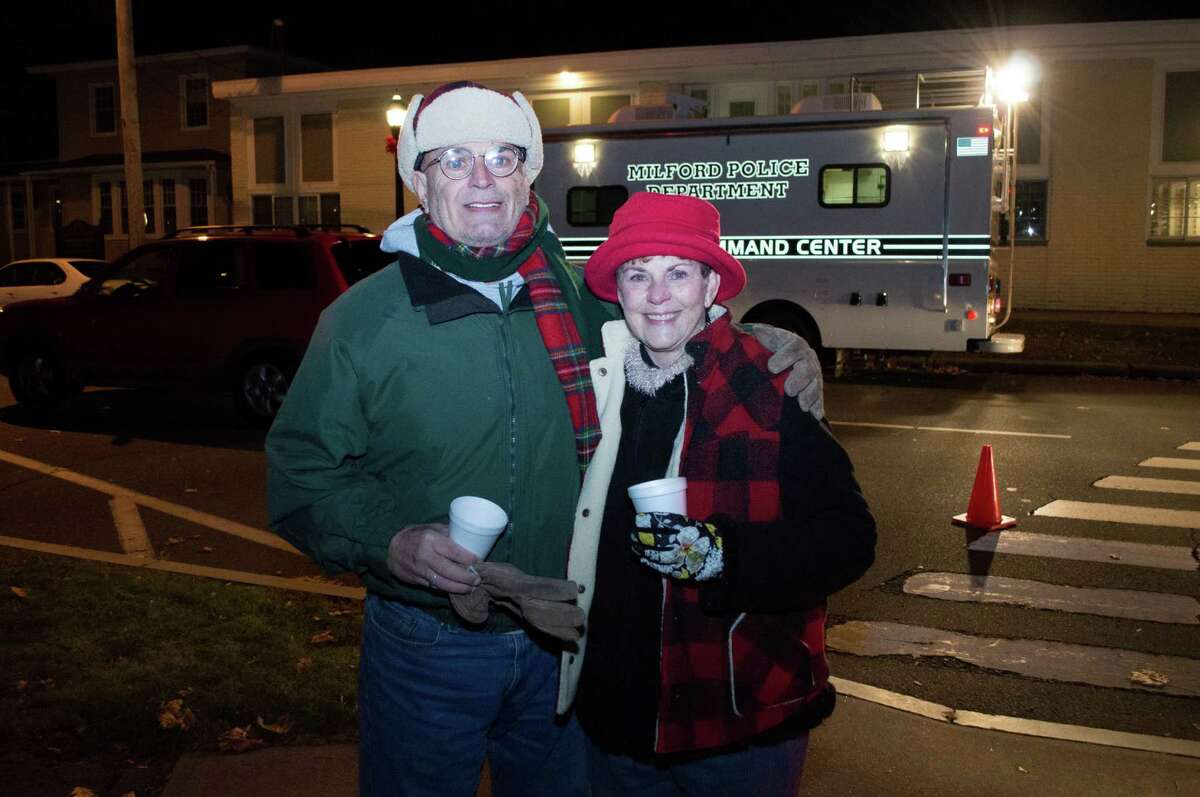 SEEN Milford tree lighting and festival of lights