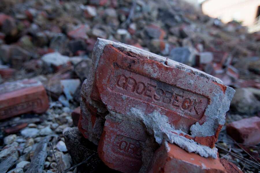 Sugar Land reinvents the refinery site that helped build city