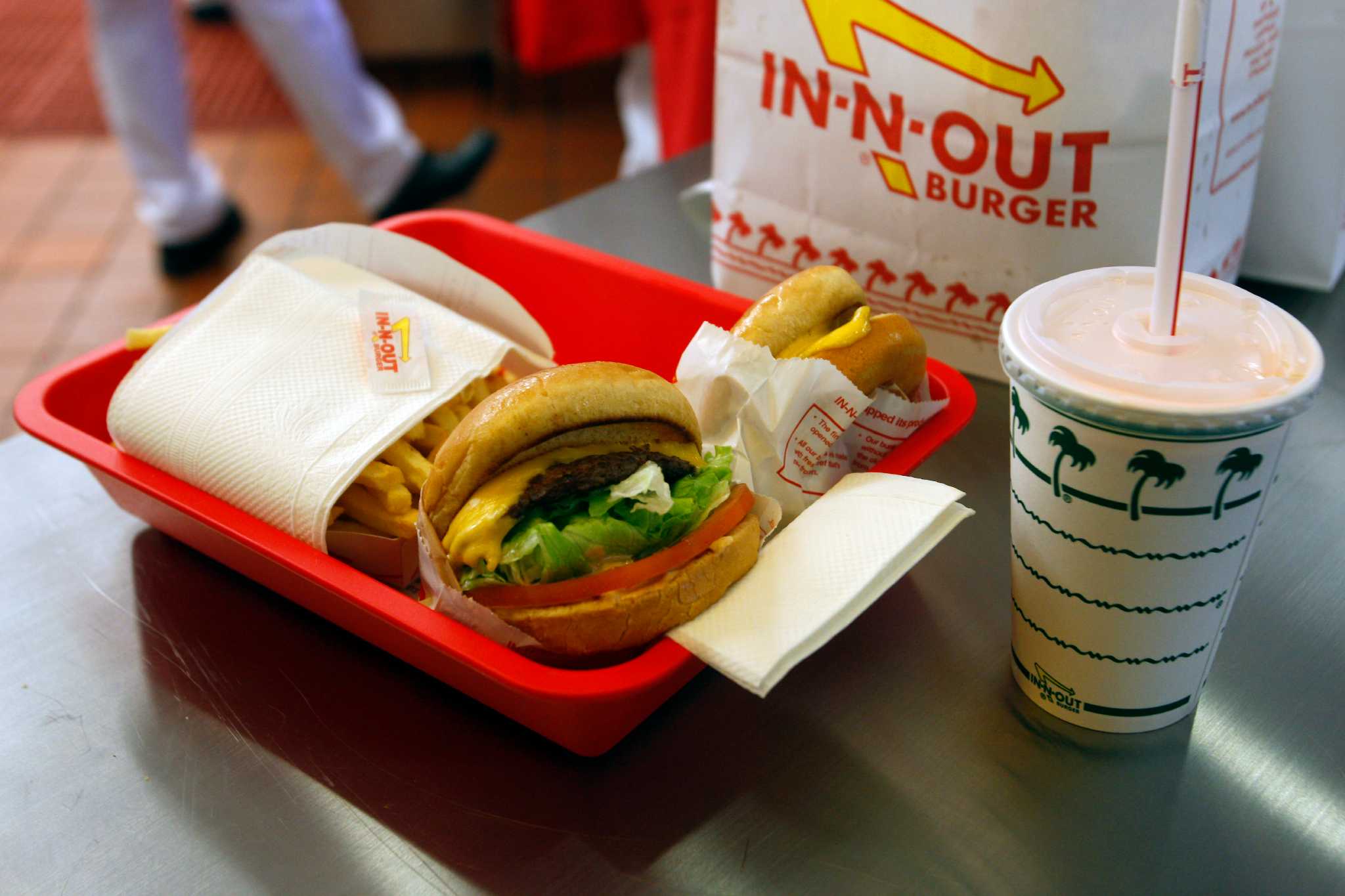 In N Out Ignores East Coast S Pleas Opens Pop Up In Australia Instead