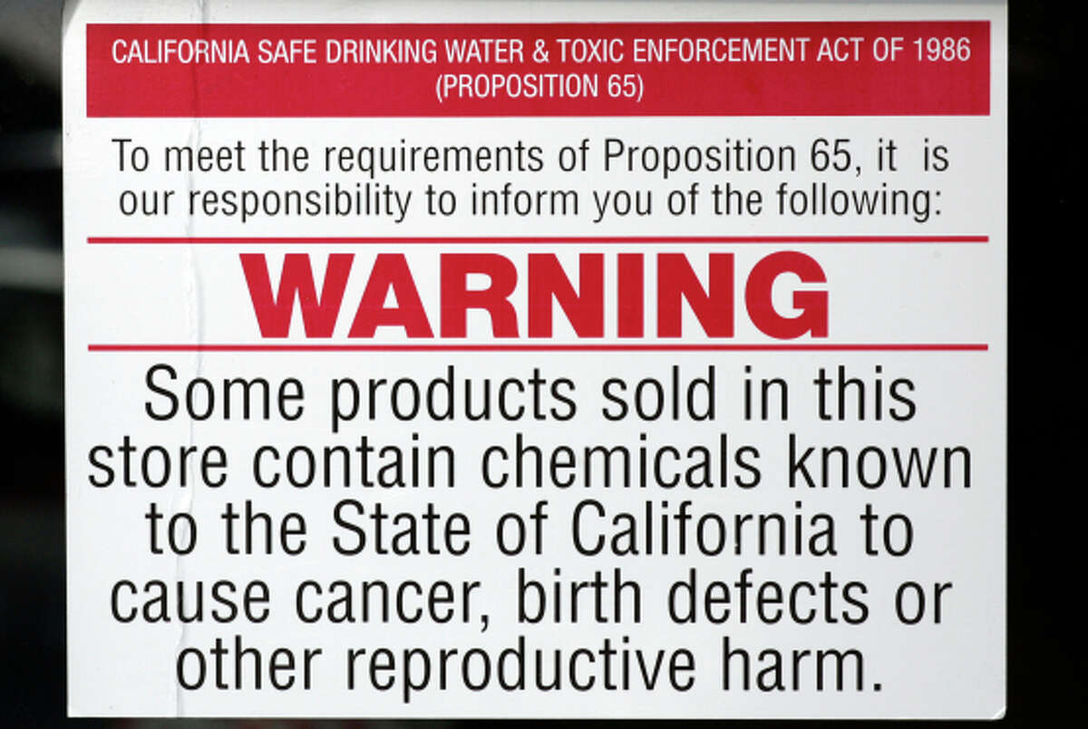 Prop 65 warning posted on the window of a Ventura auto parts store. There are signs required by law on the outside of the store. We re looking for the Prop 65 warning, wording can be somewhat different, but close to this: Products contain substances known to the state of California to cause cancer, birth defects or other reproductive harm. Story is about the effects of Prop 65 over the last 20 years, benefits and consequences.