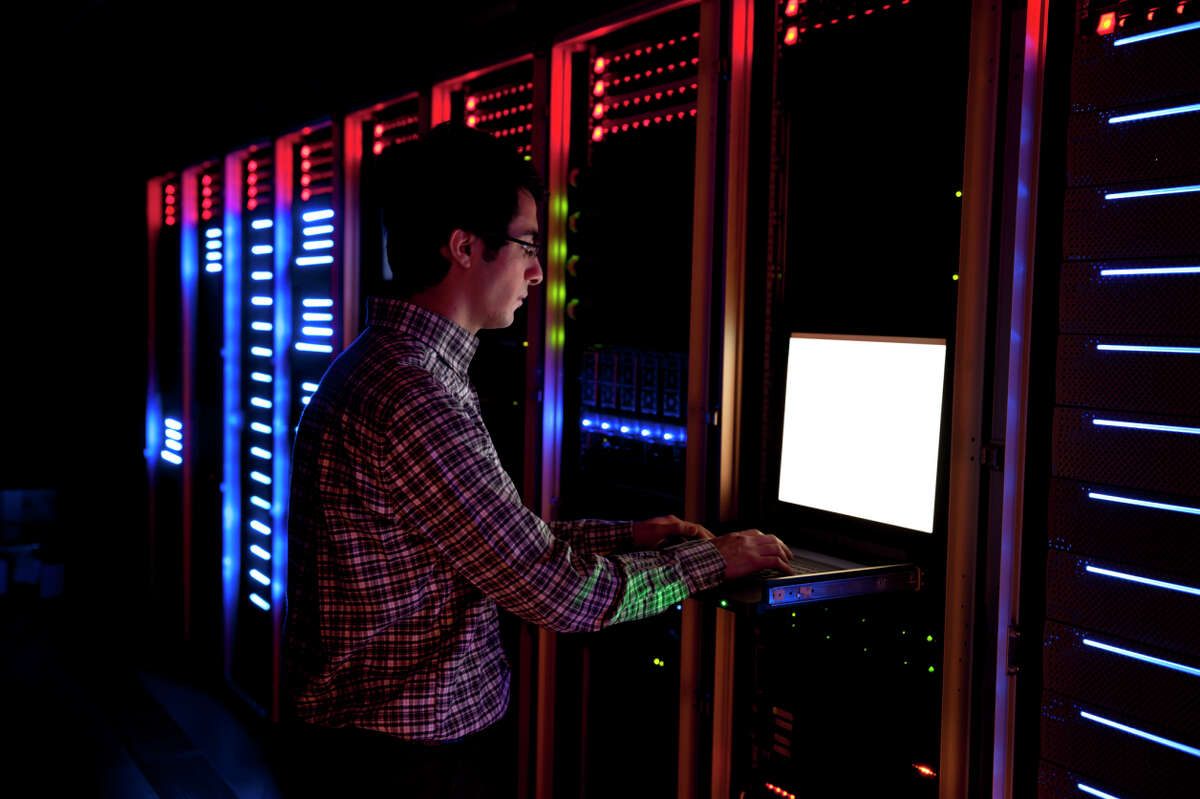 Seattle jobs that make 100,000