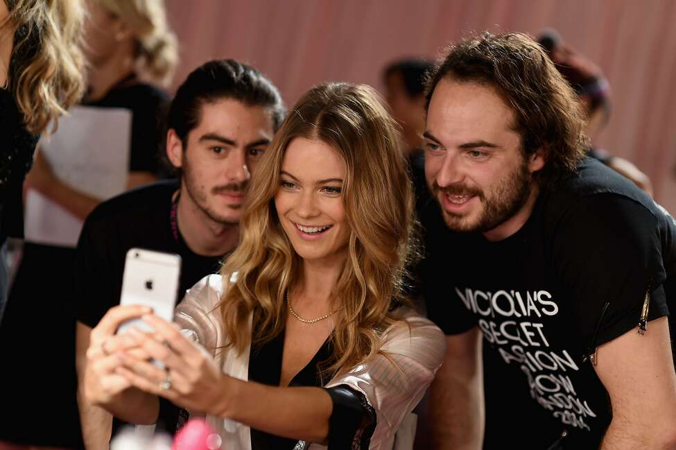 Behind The Scenes At The Victoria S Secret Fashion Show