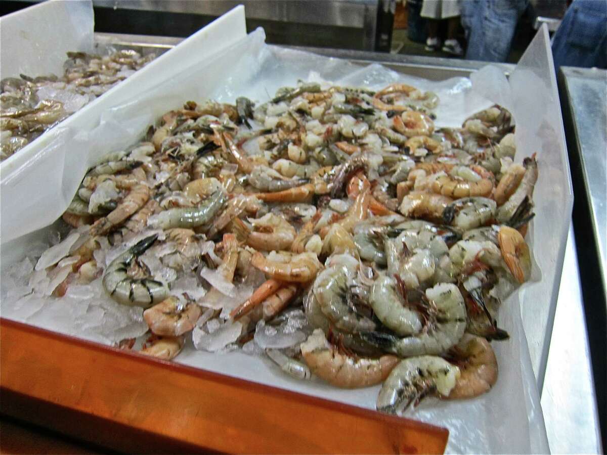 Simple food, rich experience at Pier 8 Seafood Market in Seabrook