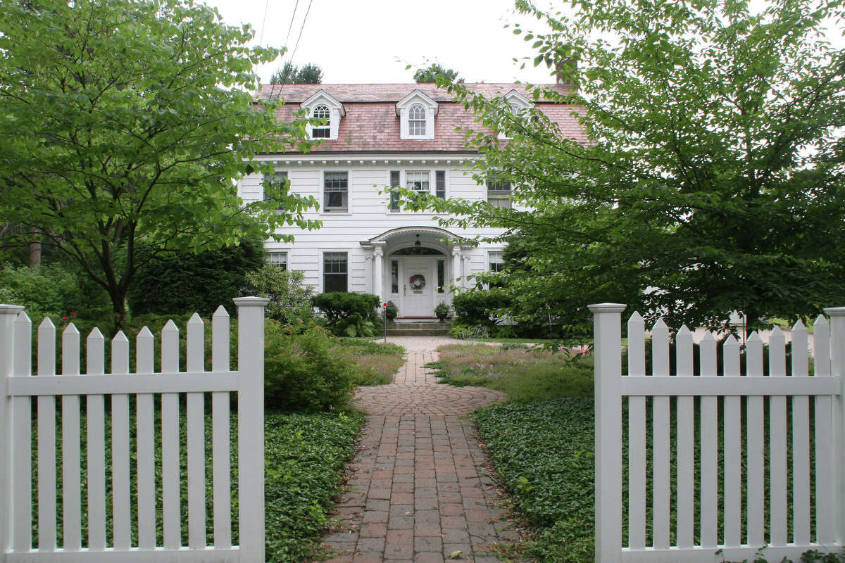 House of the Week Colonial in Troy