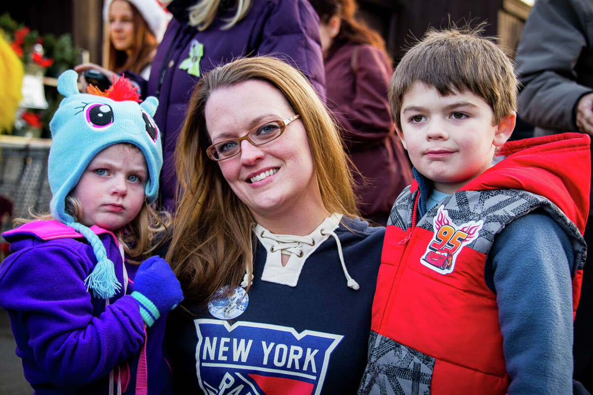 SEEN: Stew Leonard's Danbury tree lighting 2014