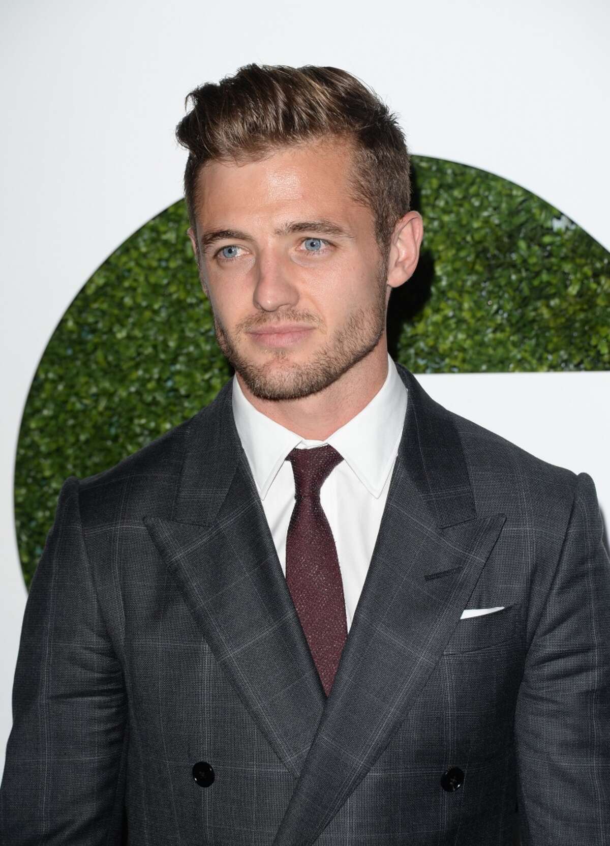 Pro soccer's gay heartthrob Robbie Rogers tells his own story