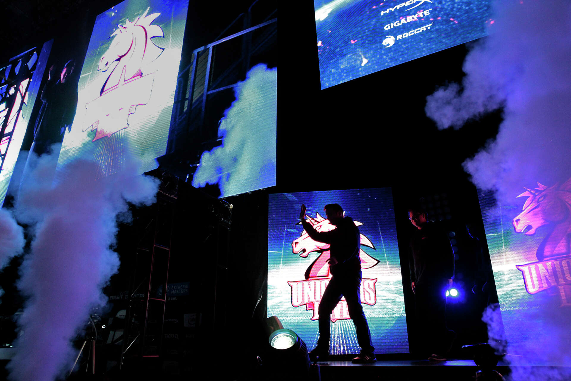 Christian Datuin Pro video gamers hope to elevate to big leagues at San Jose arena