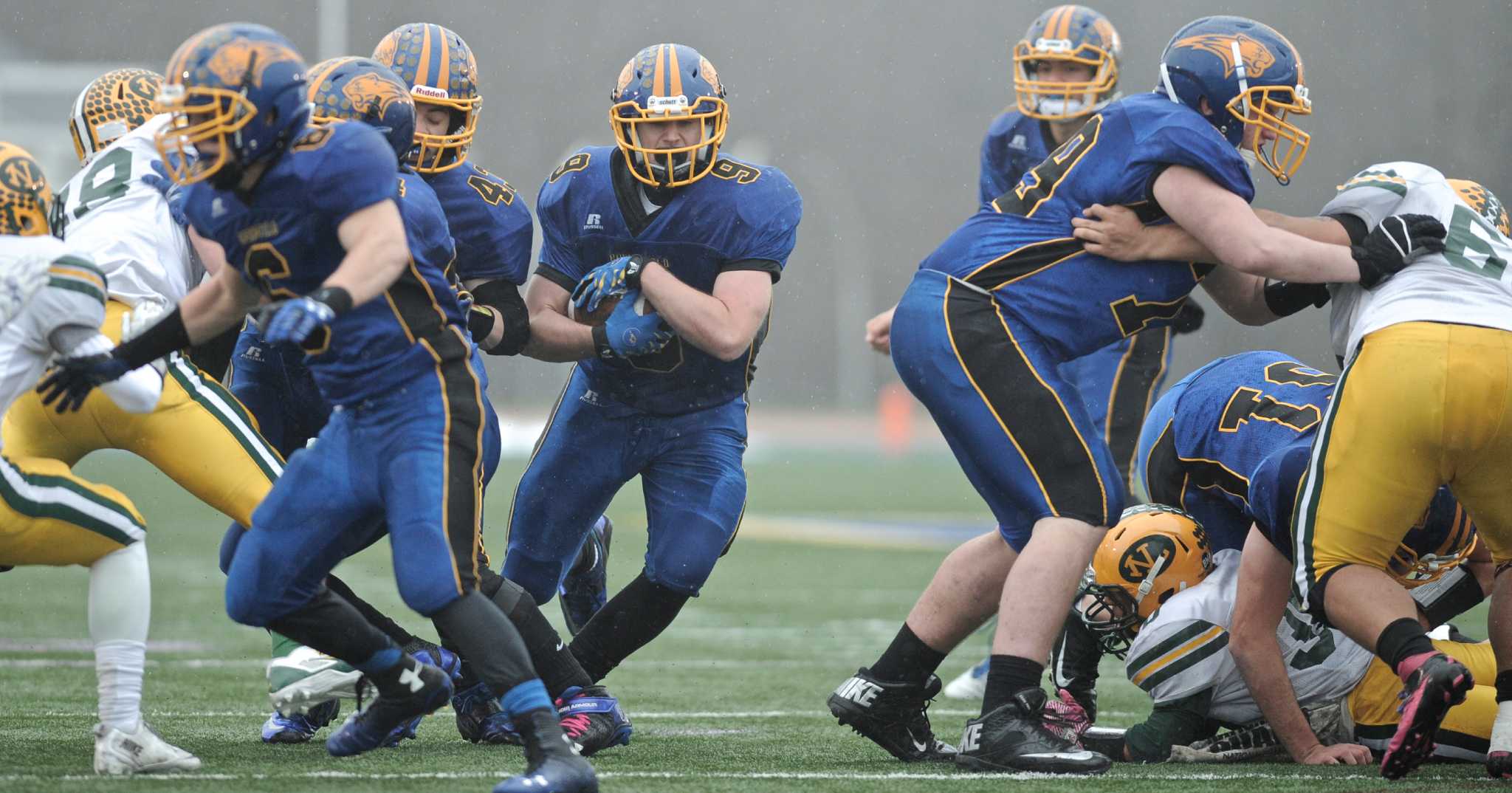 Your guide to 2014 CIAC high school football finals