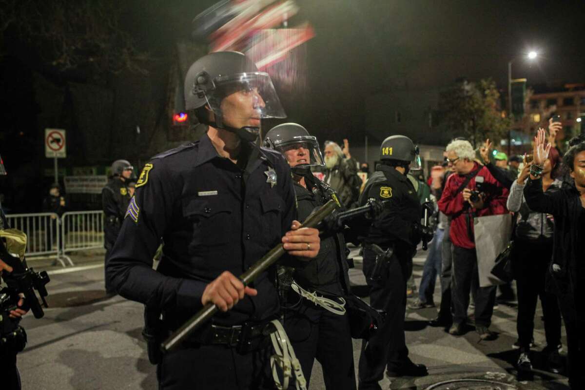 Police use tear gas on Berkeley protesters