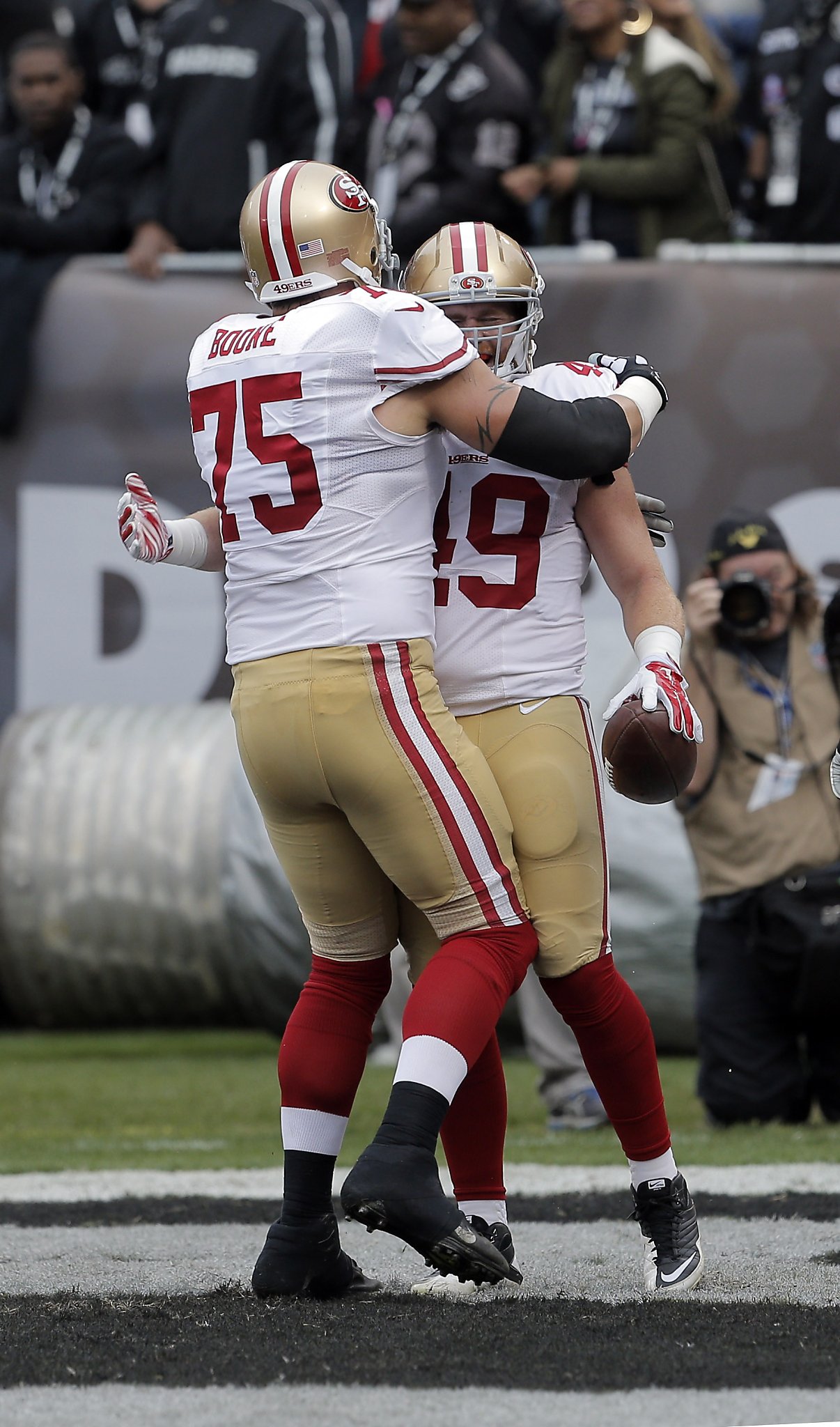 Super Bowl 2013: Frank Gore takes San Francisco 49ers” loss hard – Daily  Democrat