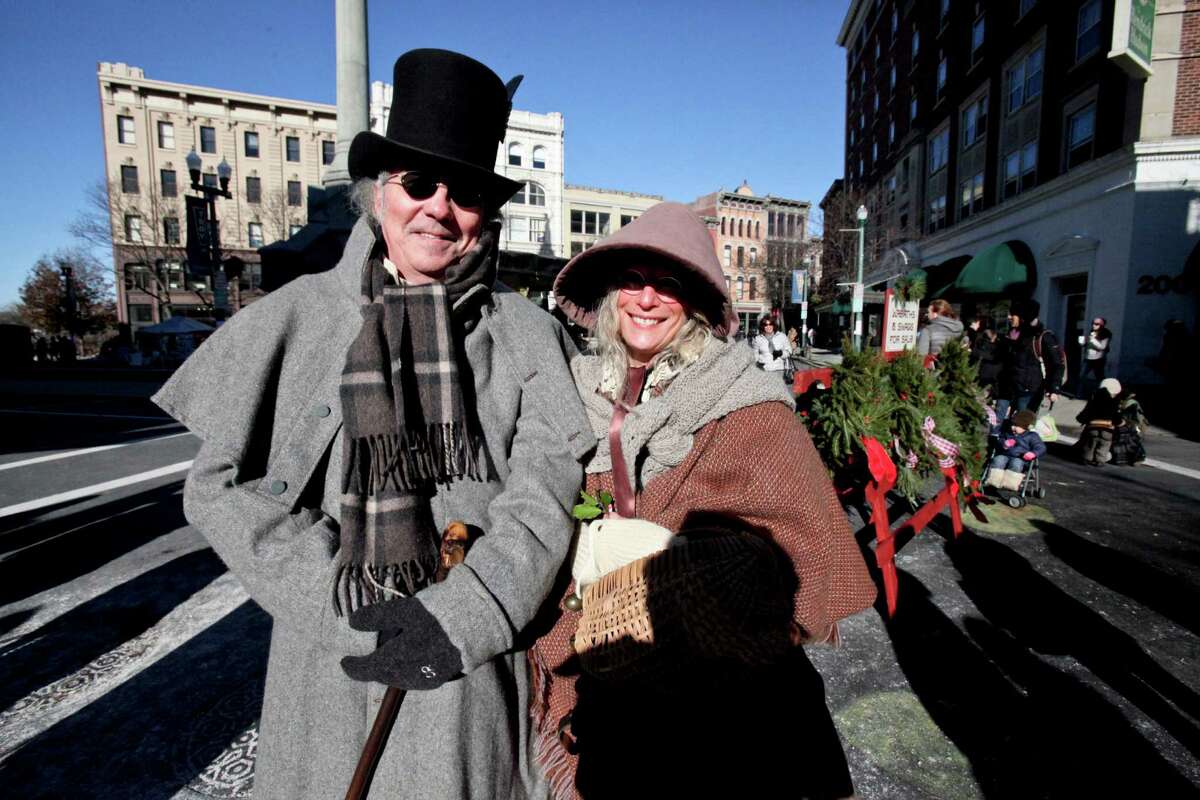 SEEN: Troy Victorian Stroll 2014