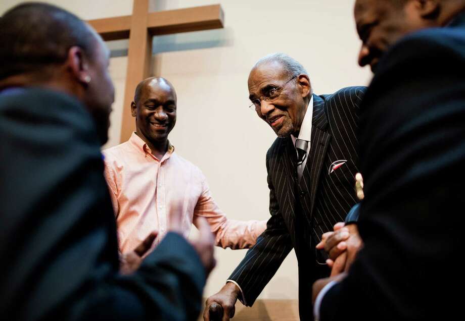 Connelly: Former Obama pastor, Rev. Wright, eulogizes Seattle's Dr ...