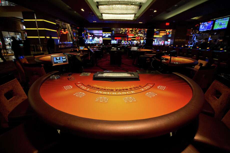 Houston billionaire's Lake Charles casino opens early Houston Chronicle