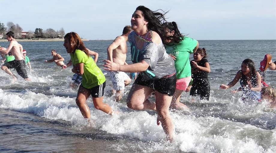 Freezin For A Reason Crowd Takes A Plunge To Raise Cold