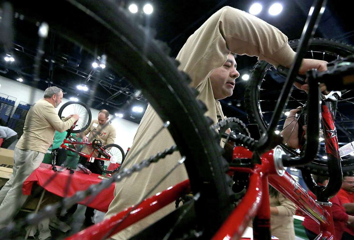 Bike building competition keeps bikes rolling
