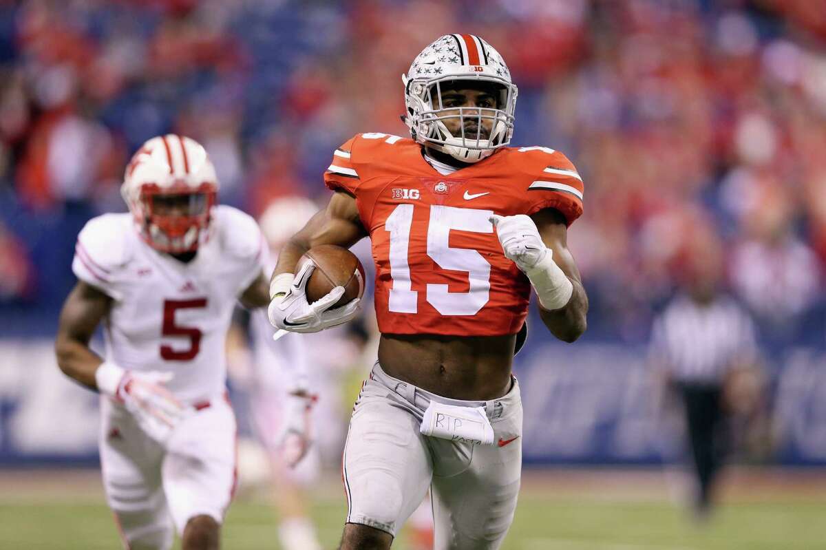 Ohio State mom boosts Ezekiel Elliott's pro stock while trolling leaky ...