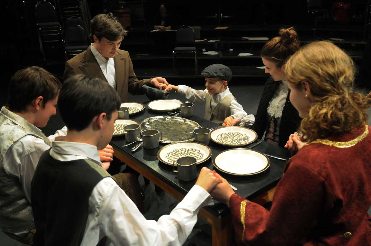 Taylor High stages Christmas classic