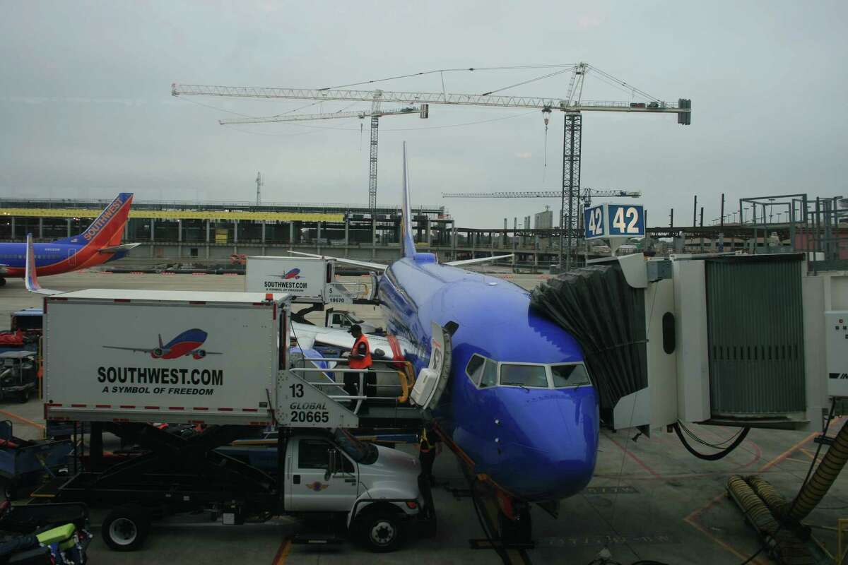 Construction will squeeze Hobby passenger drop-off next week