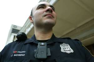 S.A. police chief recommends body cameras for officers